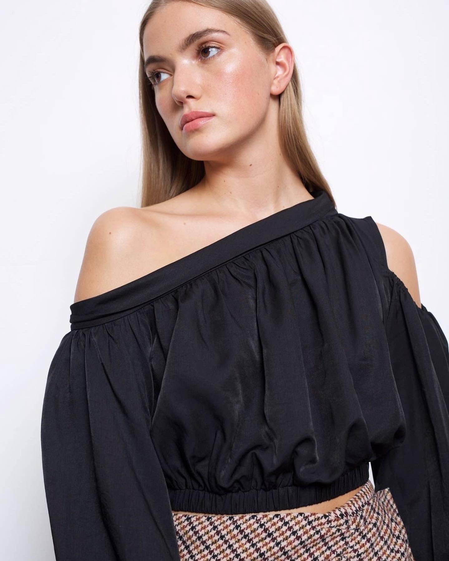 Willow Top Black / The Bang Bang Shop